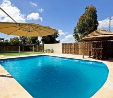 berwick-melbourne-inground-swimming-pool-with-gazebo-and-sunshade