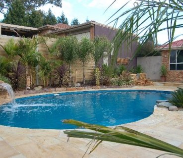 melbourne-inground-pool-with-tropical-landscaping-and-water-feature
