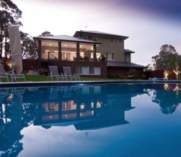 fabulous-melbourne-inground-swimming-pool-designed-for-family-home